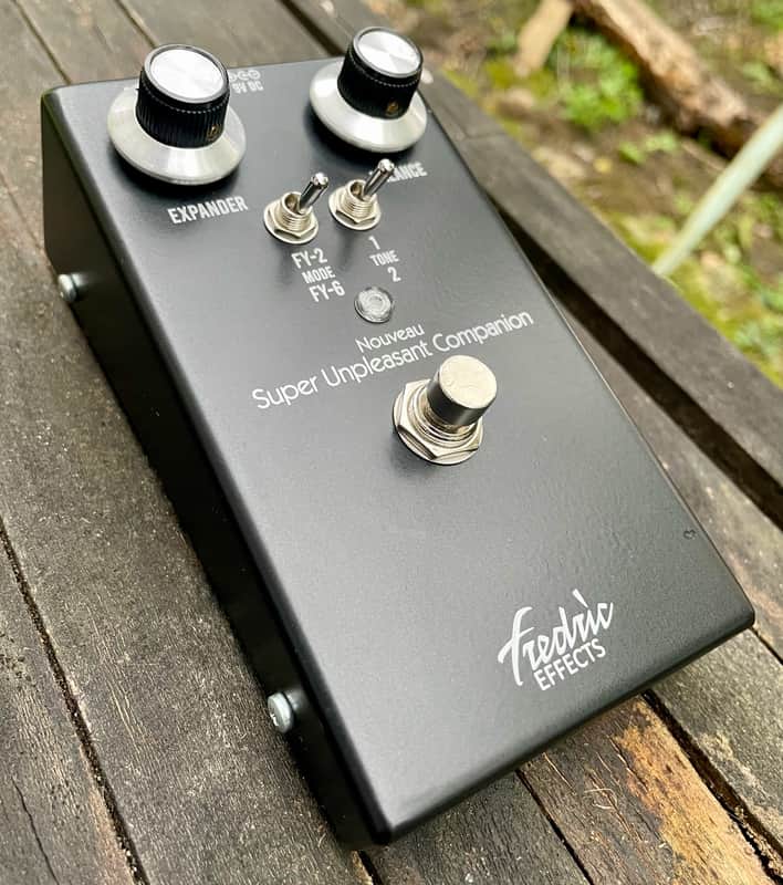 Fredric Effects Nouveau Super Unpleasant Companion 2025 - Black