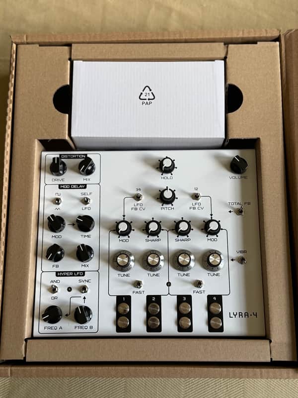 Soma Laboratory Lyra-4 Organismic Synthesizer - Mint