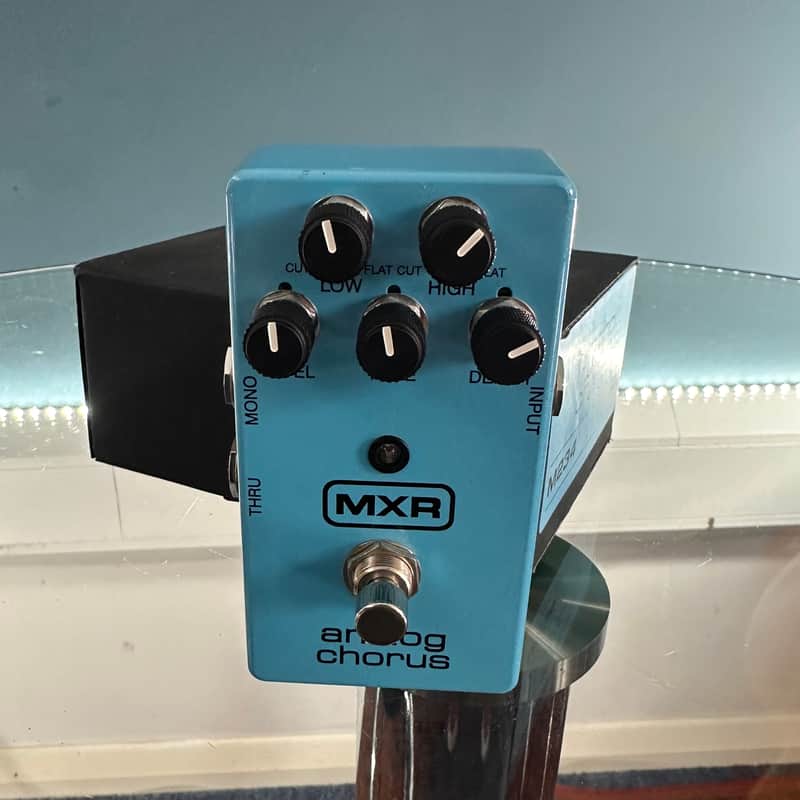 MXR M234 Analog Chorus 2011 - Present - Blue