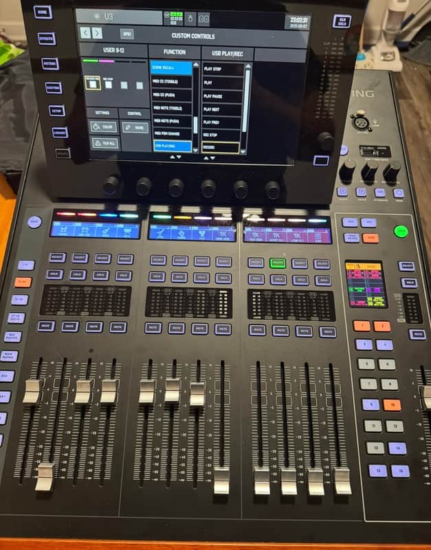 Behringer WING Compact 24-Channel Digital Mixer 2024 - Present - Black and Behringer S32 stage box and SKB case