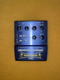 Akai E2 Headrush Delay/Looper
