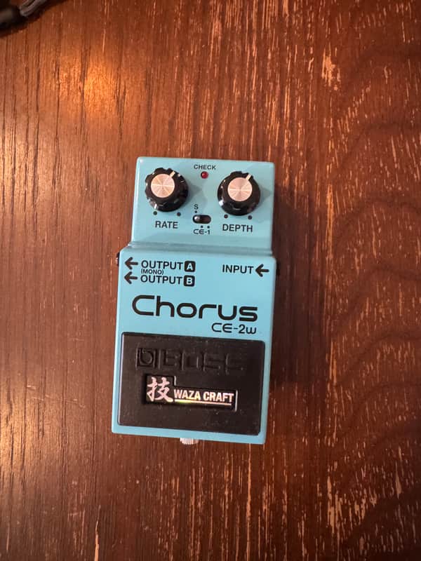 Boss CE-2W Chorus Waza Craft 2016 - Present - Blue