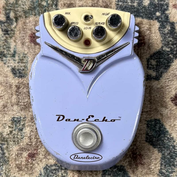 1990s Danelectro Dan Echo Vintage Delay Guitar Effect Pedal!