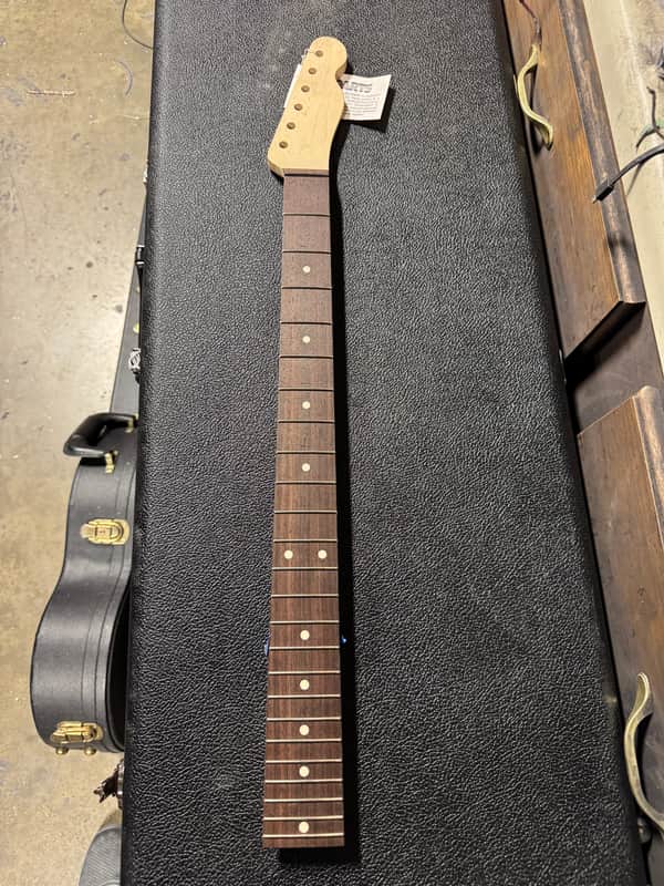 Fender by all parts Telecaster 27.78 baritone conversion neck 2020 - None