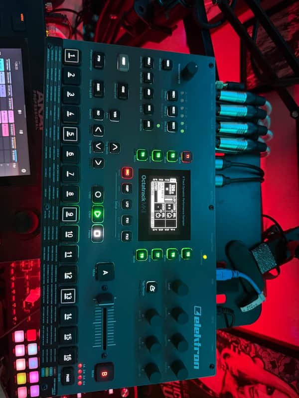 Elektron Octatrack MkII Dynamic 8-Track Performance Sampler 2017 - 2021 - Gray