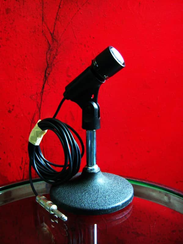 Vintage 1970's Shure 560 dynamic microphone Dual Z / Hi Z harp mic w cable & clip 575S 540 561 # 1