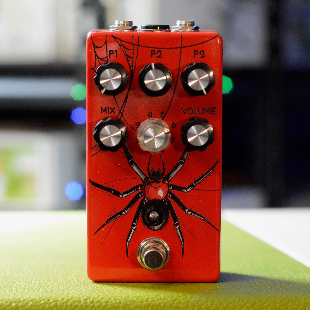 GUPtech Widow 8-Mode FX — Multi-Effects Processor, multi-effects floor processor