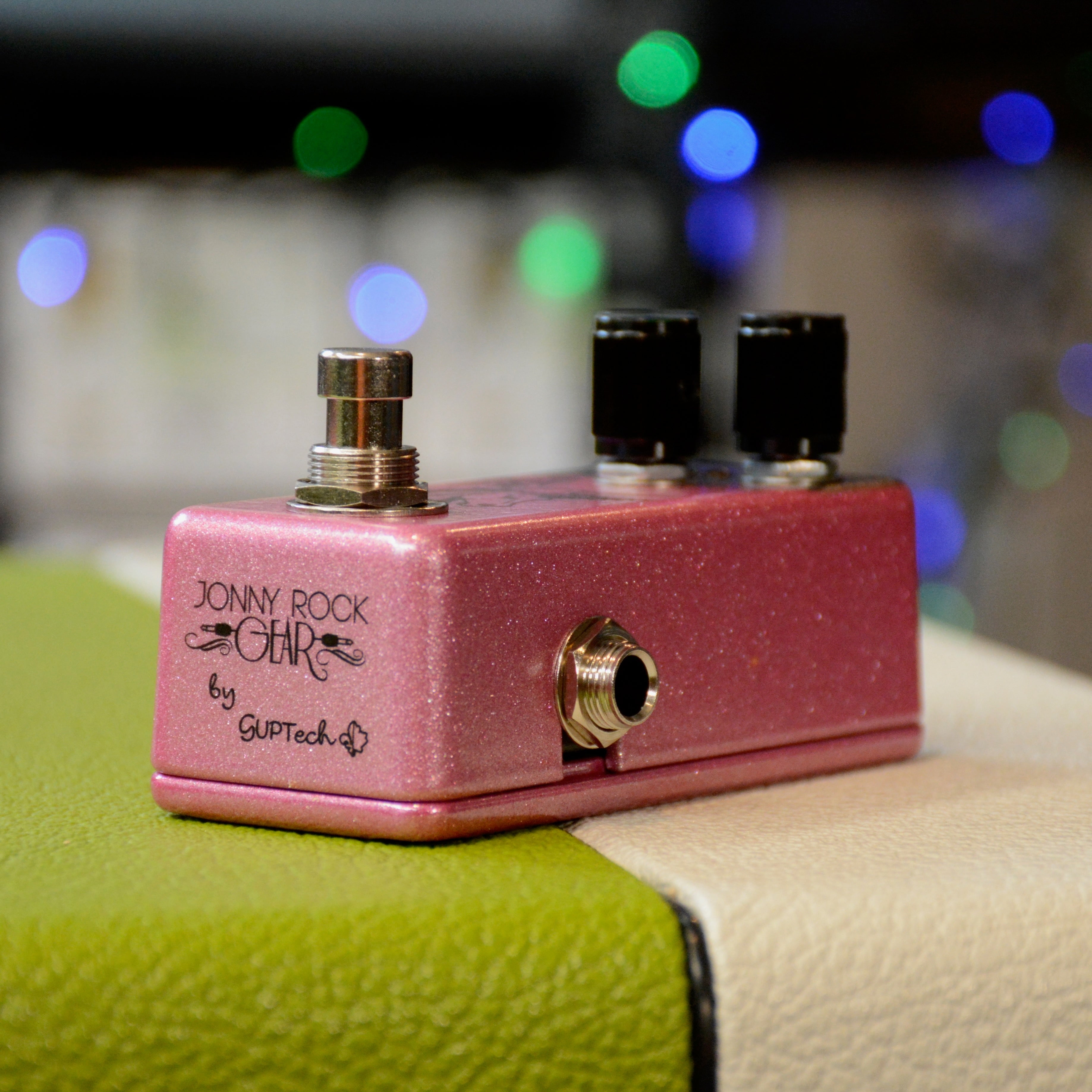 GUPtech The Pink Pit - Douche Edition — Delay Pedal