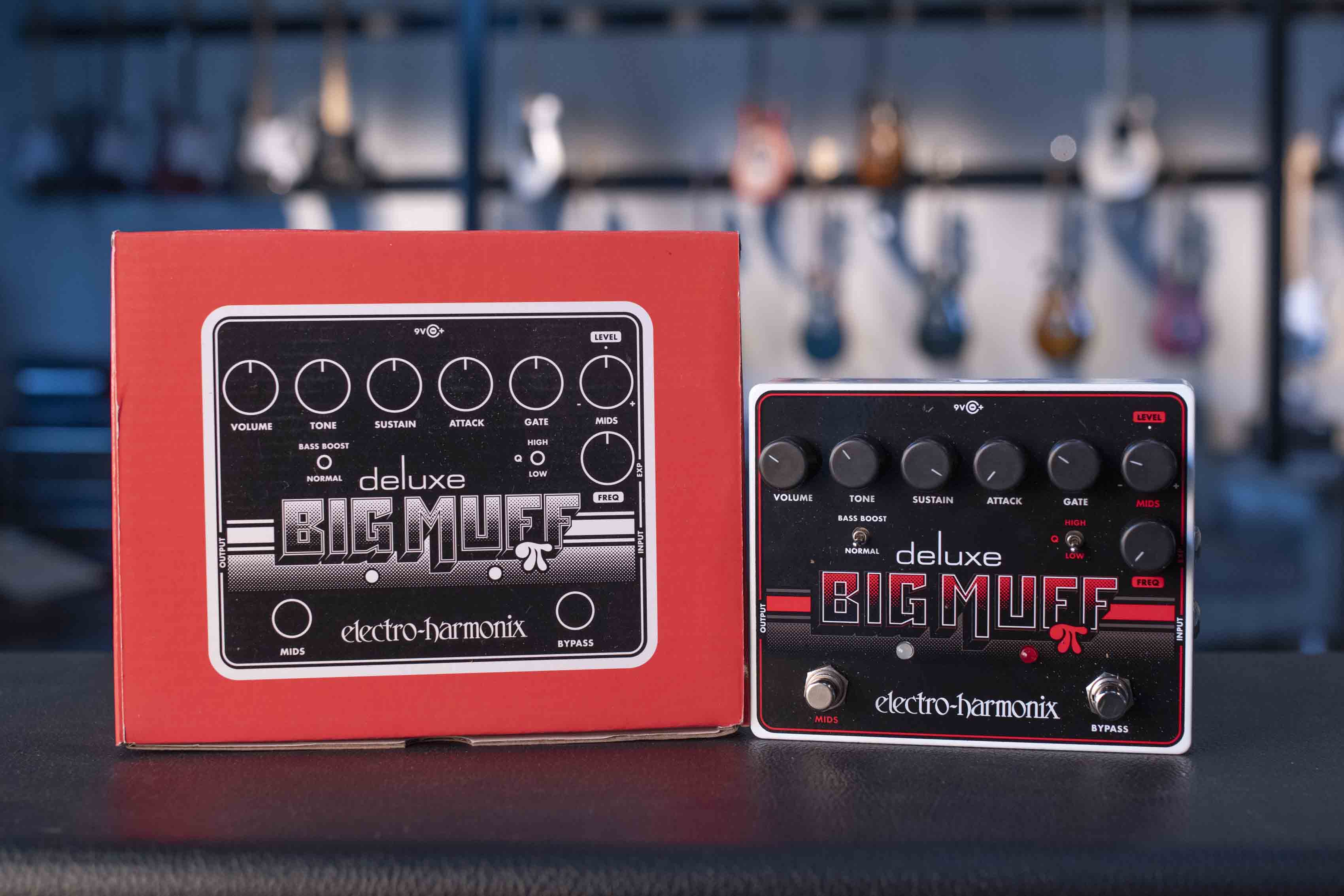 ELECTRO-HARMONIX DELUXE BIG MUFF — Fuzz Pedal