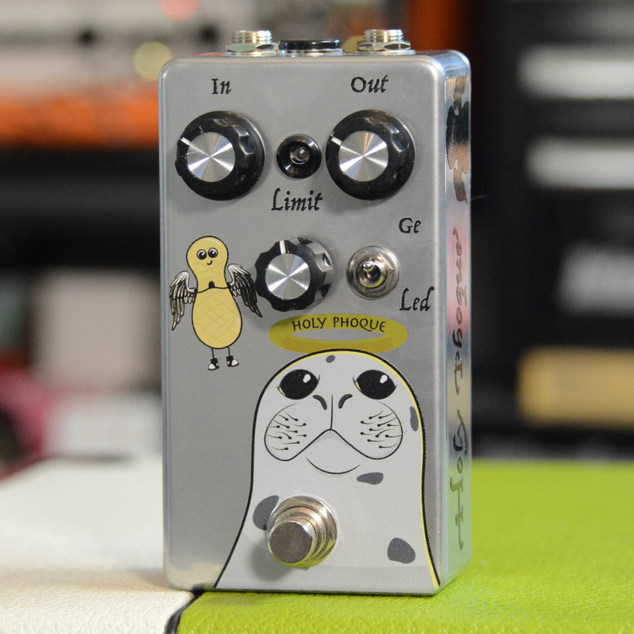 GUPtech Holy Phoque Fuzz Boost — Fuzz Pedal