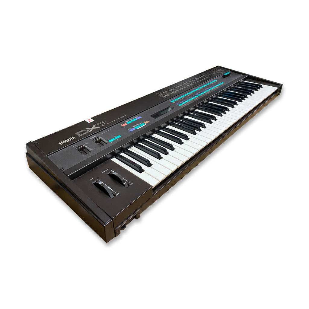 Yamaha DX7 (Vintage), keyboard synthesizer instrument