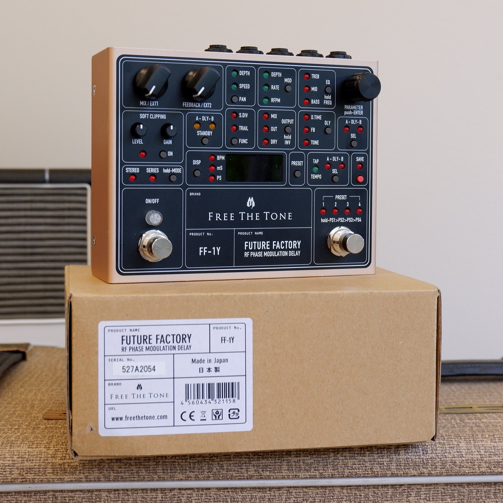 Free the Tone Future Factory Delay & Modulation