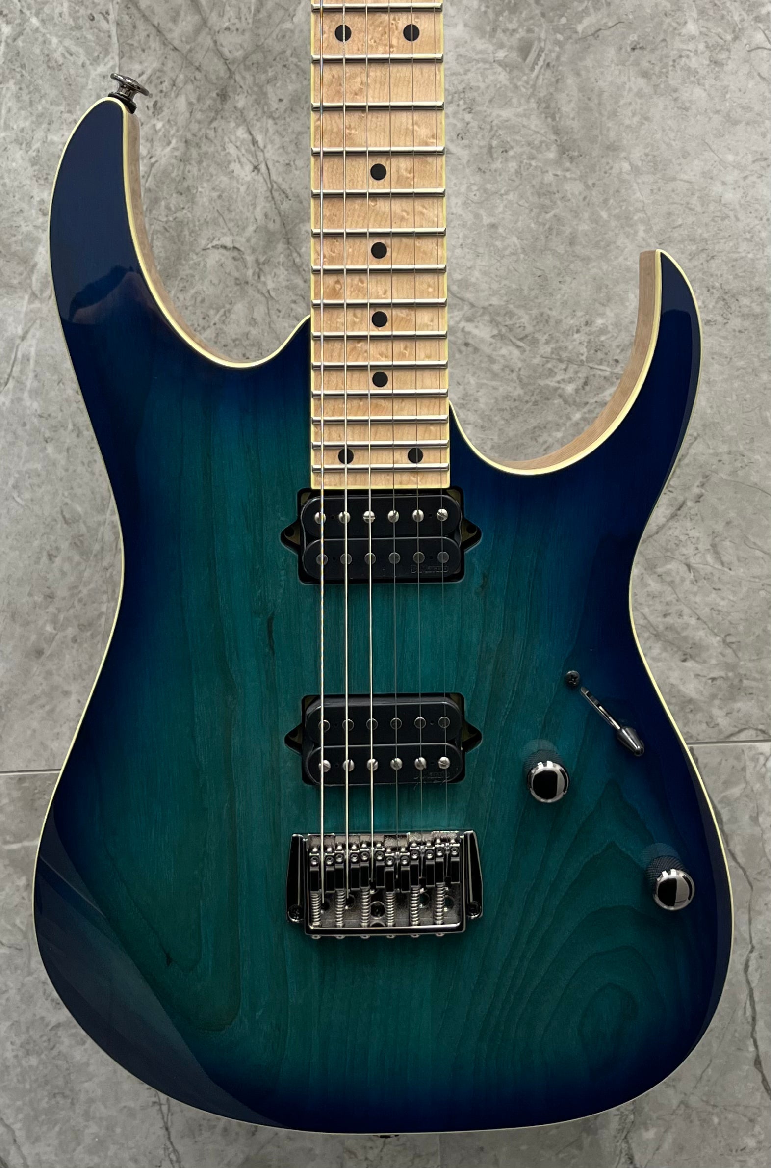 Ibanez MADE IN JAPAN RG652 AHMFX-NGB RG Prestige Fixed Bridge Nebula Green Burst RG652AHMFXNGB SERIAL NUMBER F2509294 - 8.6 LBS