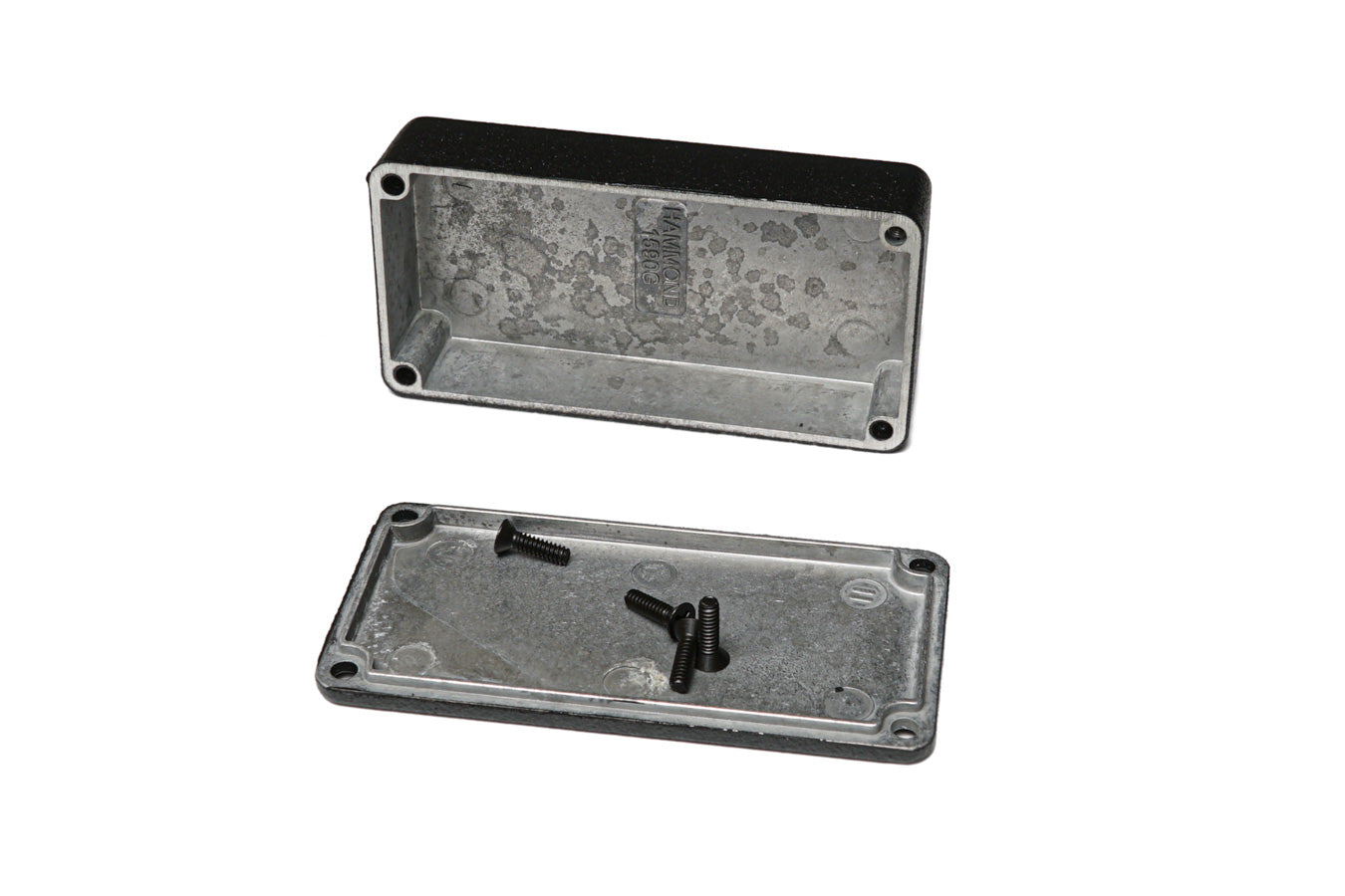 Hammond 1590GBK – Small Black Pedal Enclosure