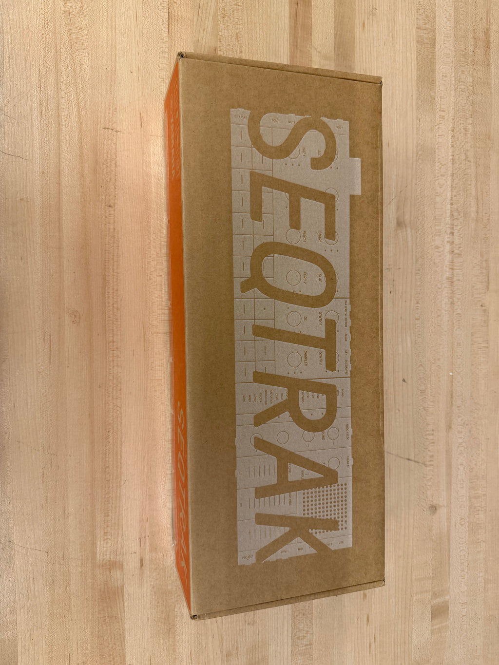 Yamaha SEQTRAK Mobile Music Ideastation Orange, keyboard synthesizer instrument