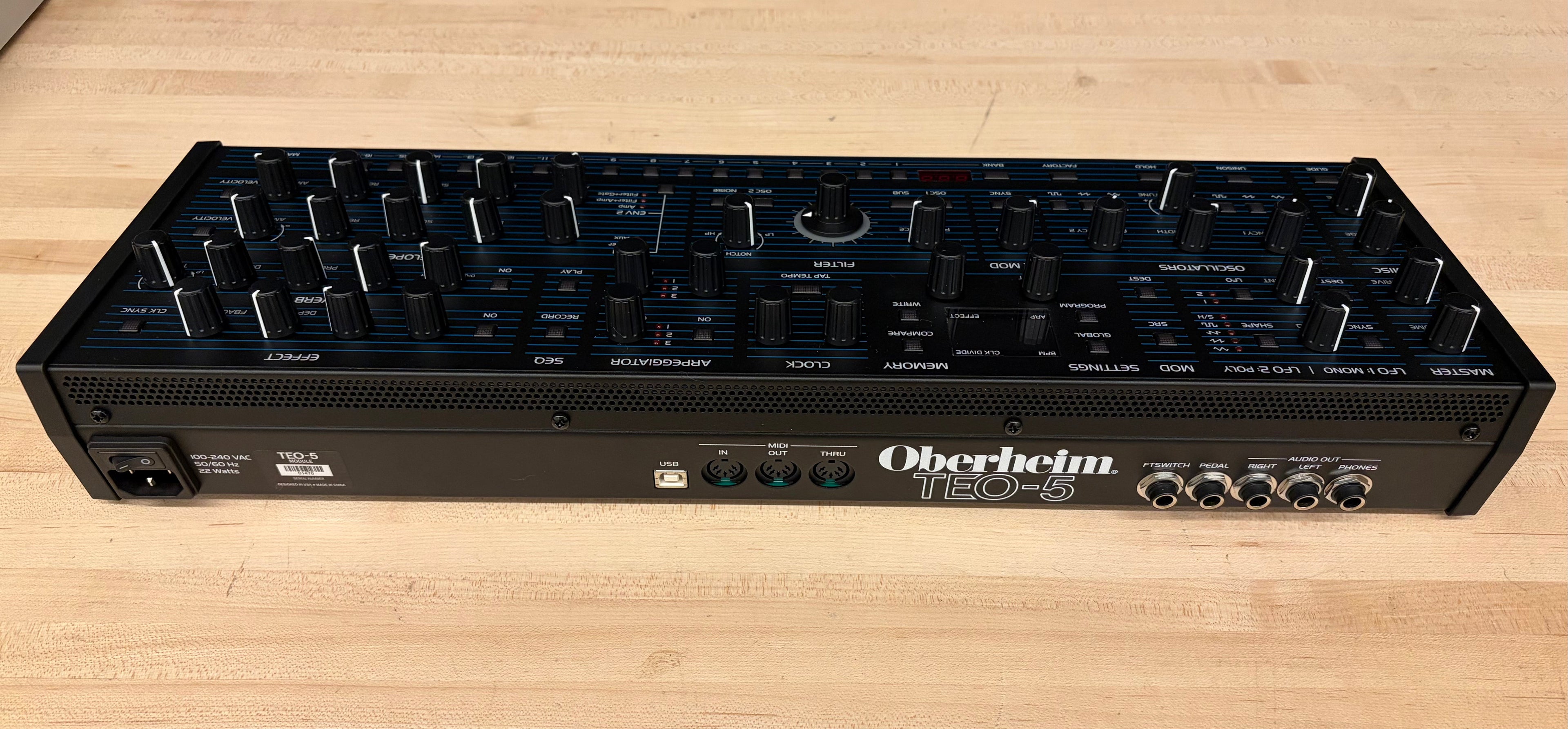 Oberheim Sequential TEO-5 - Analog Desktop Synthesizer, keyboard synthesizer instrument