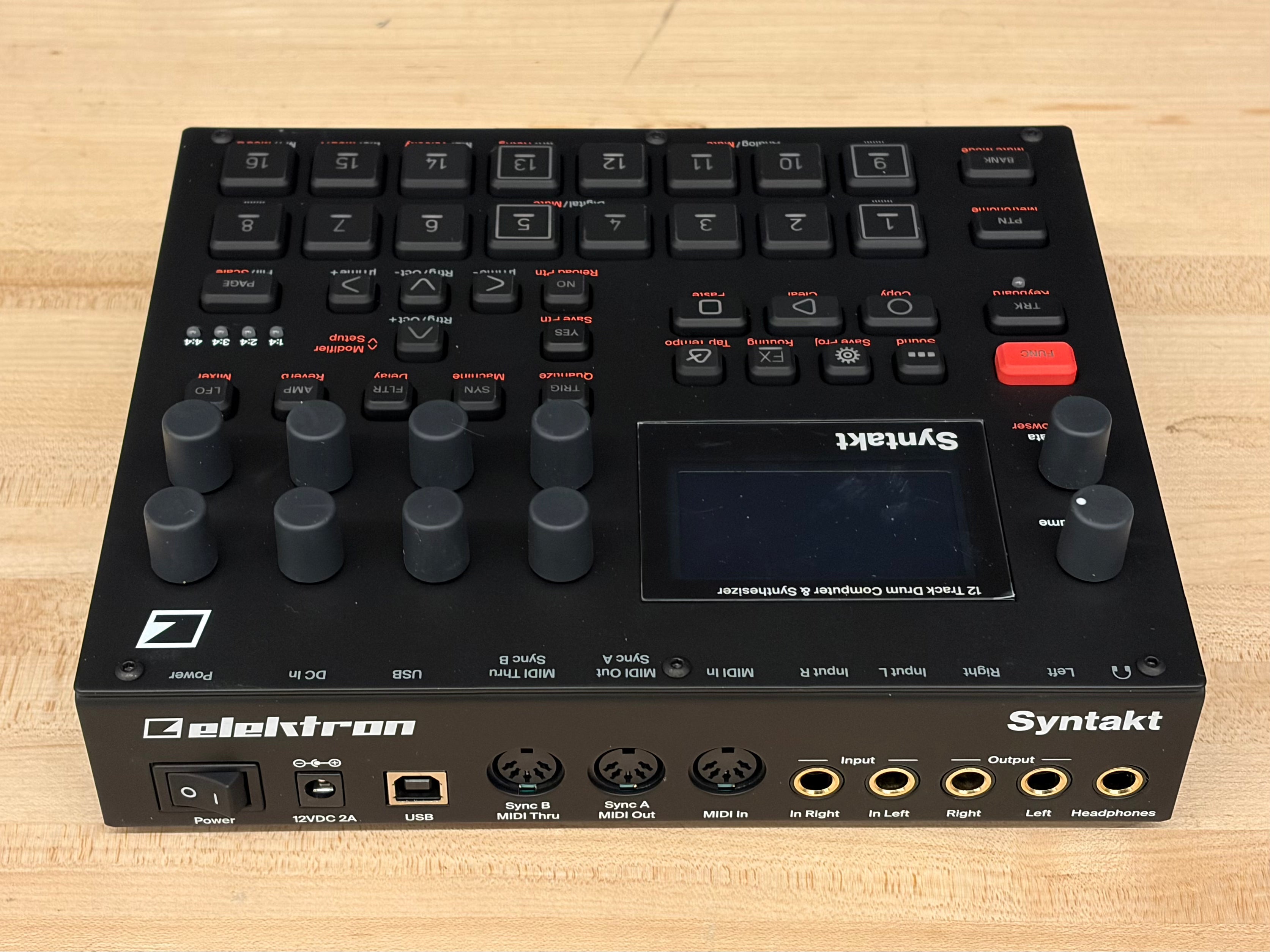 Elektron Syntakt, keyboard synthesizer instrument