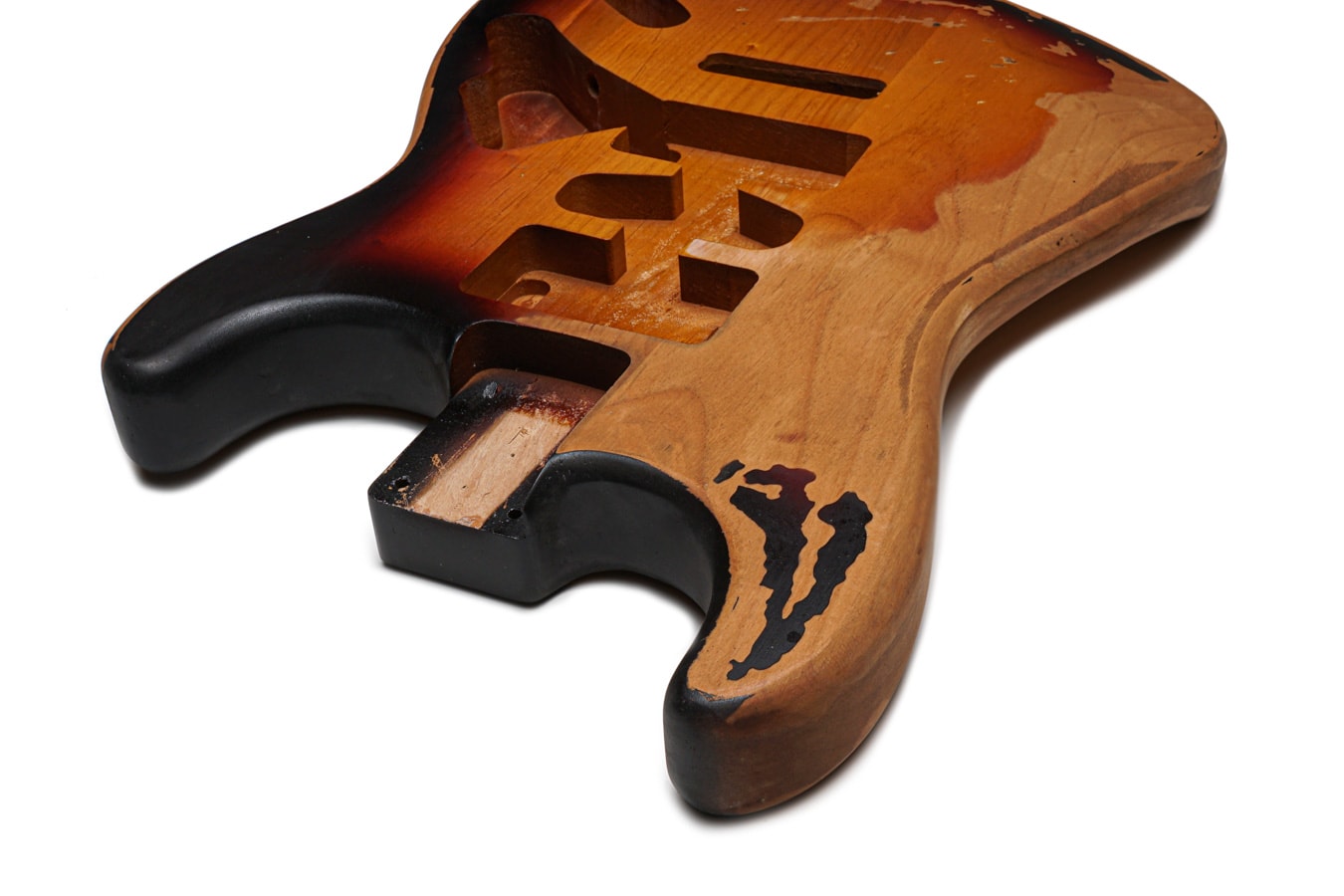 Solo ST Style HSH Relic Finished Guitar Body – 3 Tone Sunburst
