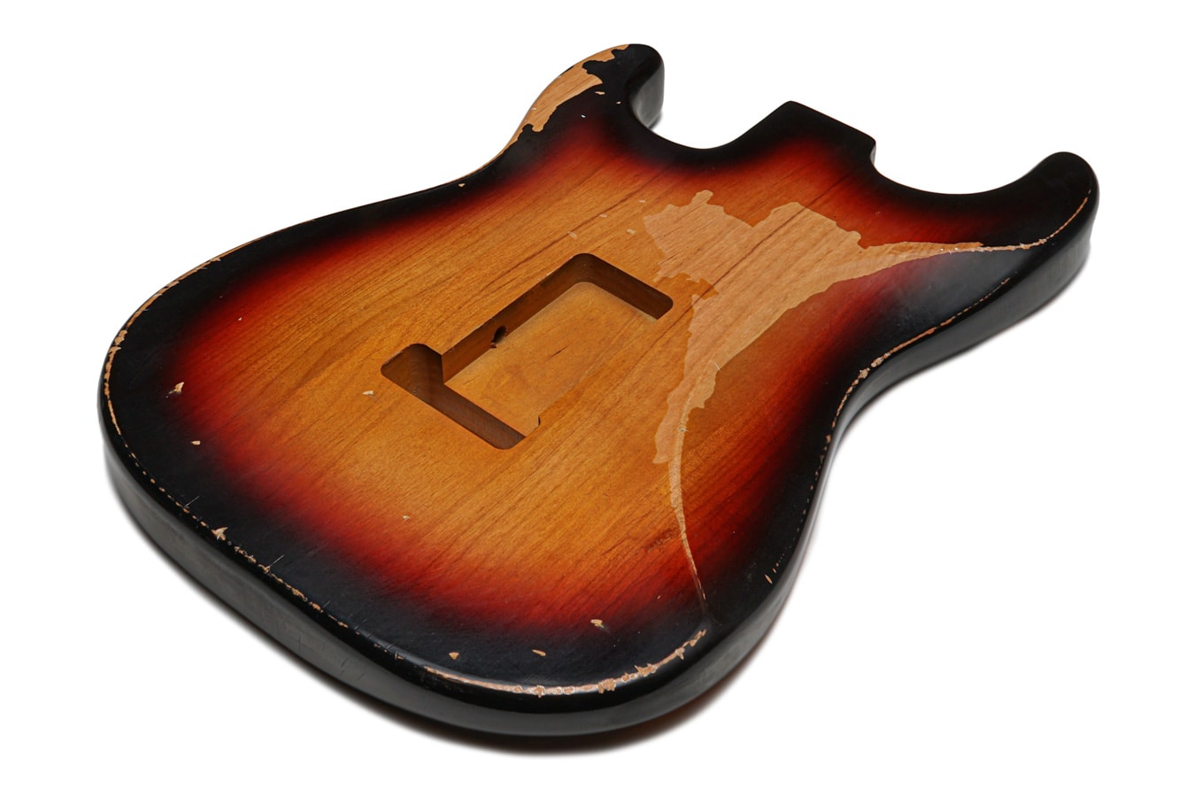Solo ST Style SSS Relic Finished Guitar Body – 3 Tone Sunburst