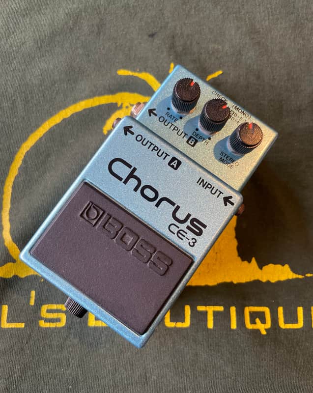Boss CE-3 Chorus (Green Label) 1984 - 1988 - Blue