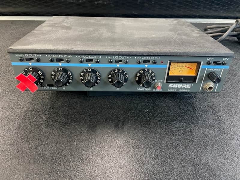 Shure M267 Series Mic Preamp / Limiter Professional 4 Channel Microphone Mixer