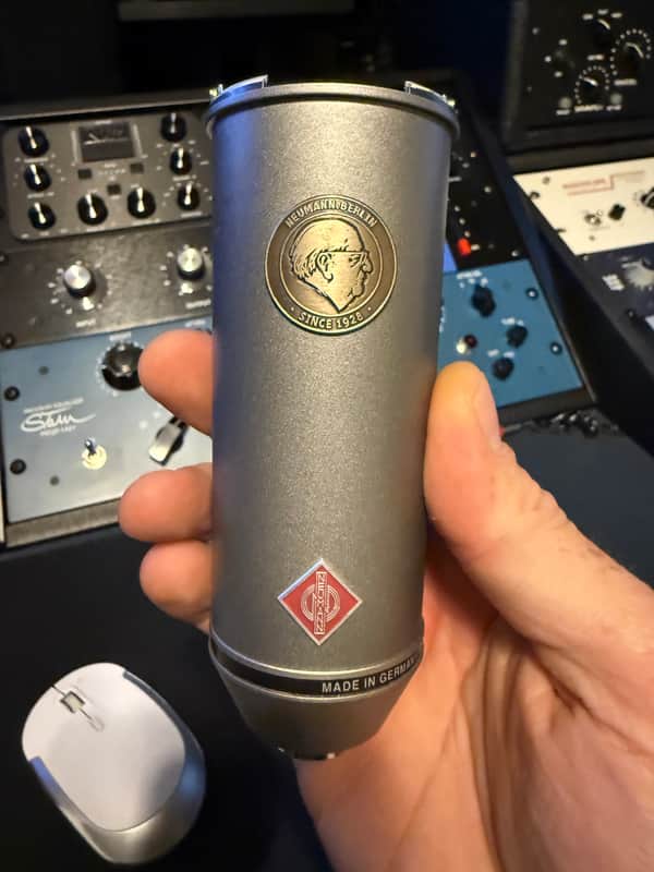 Neumann TLM 67 Large Diaphragm Multipattern Condenser Microphone 2008 - Present - Pearl Gray