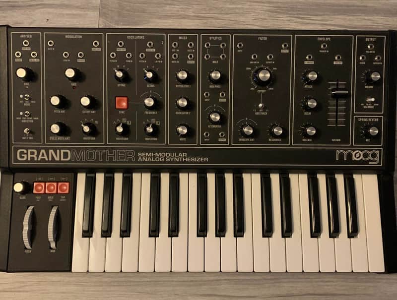 Moog Grandmother Dark Edition 32-Key Semi-Modular Analog Synthesizer with Decksaver cover and Moog Gig bag