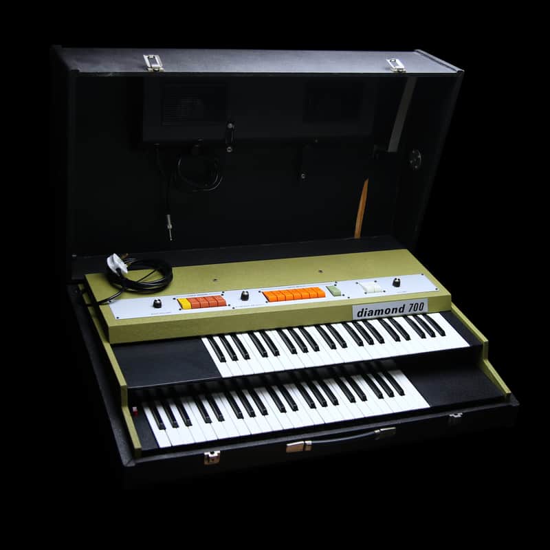 *Very Rare* CRB Diamond 700 Combo Organ | Italian Analog Synth Synthesiser Synthesizer Keyboard Made in Italy | Built-in Speakers Chorus Bass Flute Sax Strings Reverb Vibrato