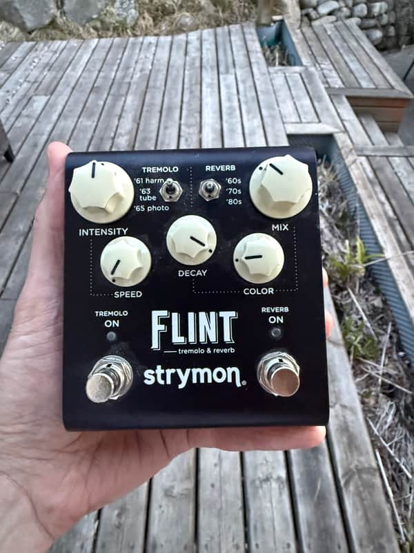 Strymon Flint Reverb and Tremolo V2