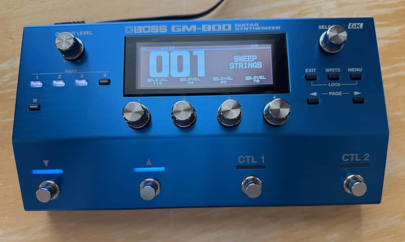 Boss GM-800 Guitar Synthesizer