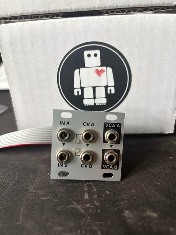 Intellijel Dual VCA 1U Dual VCA Eurorack Synth Module 2020 - Present - Silver