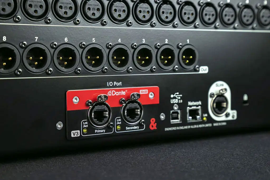 ALLEN & HEATH SQ Dante 32×32 — Mixer
