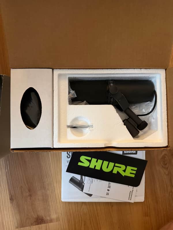 Shure SM7B Cardioid Dynamic Microphone w/XLR