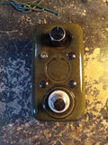 Dongeomac Colorsound One Knob Fuzz in Slime (Mix of Yellow and Black)