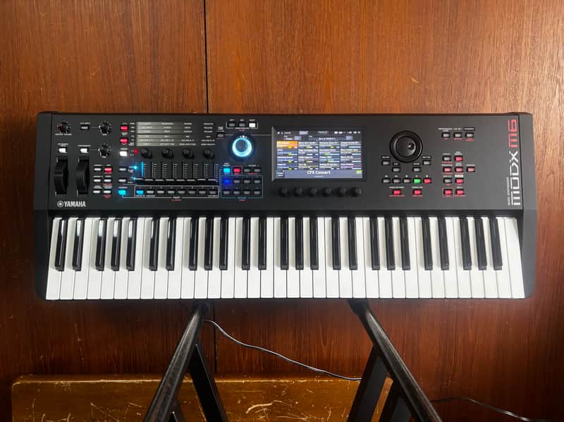 Yamaha MODX M6 61-key Keyboard Synthesizer w/ box