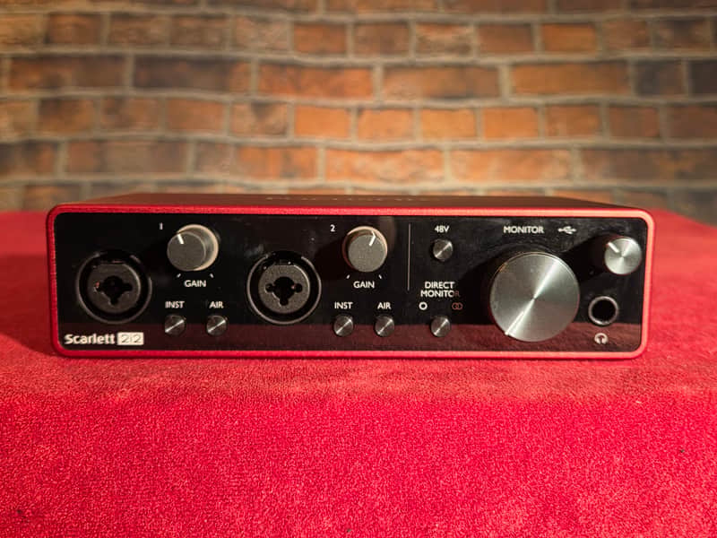 Focusrite Scarlett 2i2 3rd Gen USB Audio Interface