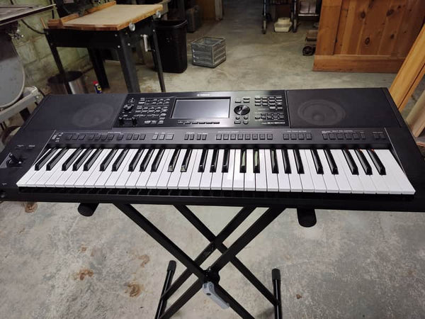 Yamaha PSR-SX900 61-Key Arranger Workstation 2019 - Present - Black