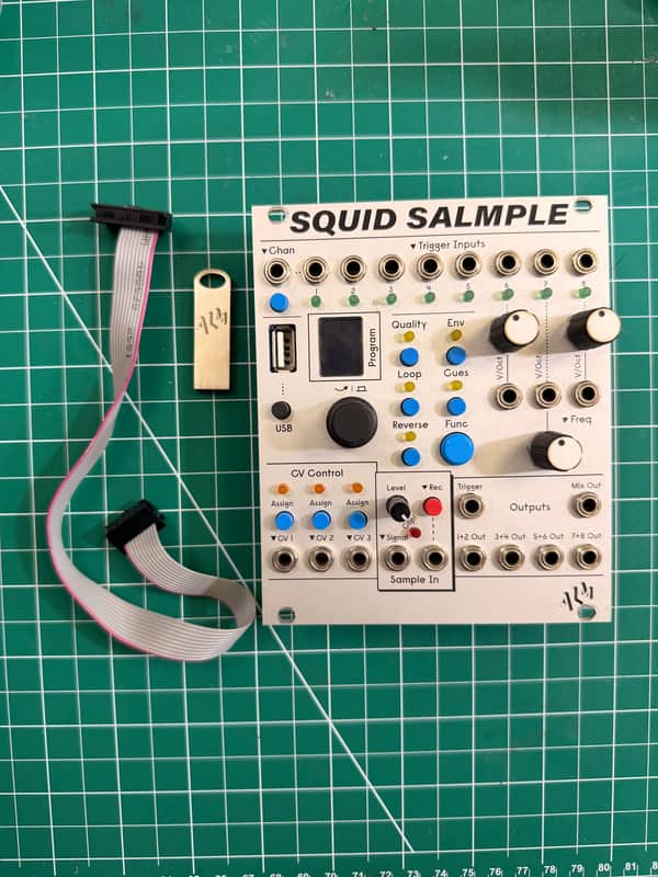 ALM/Busy Circuits ALM022 Squid Salmple 8-Channel Sampler Eurorack Synth Module 2021 - Present - Silver
