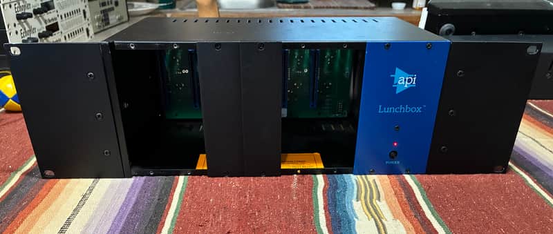 API 500-6B Lunchbox with rack ears and 2 blank panels