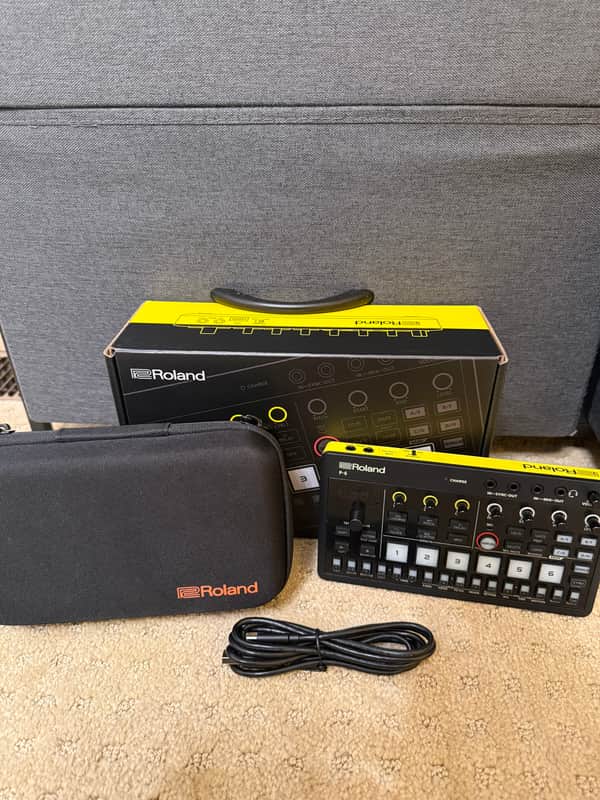 Roland P-6 AIRA Creative Sampler 2024 - Present - Black