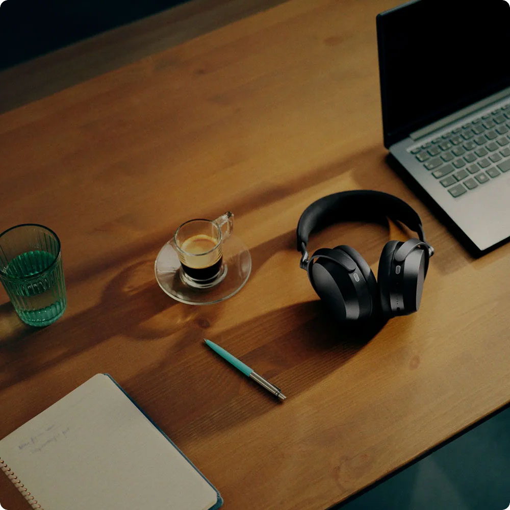 SENNHEISER Momentum 5 Black — Headphones