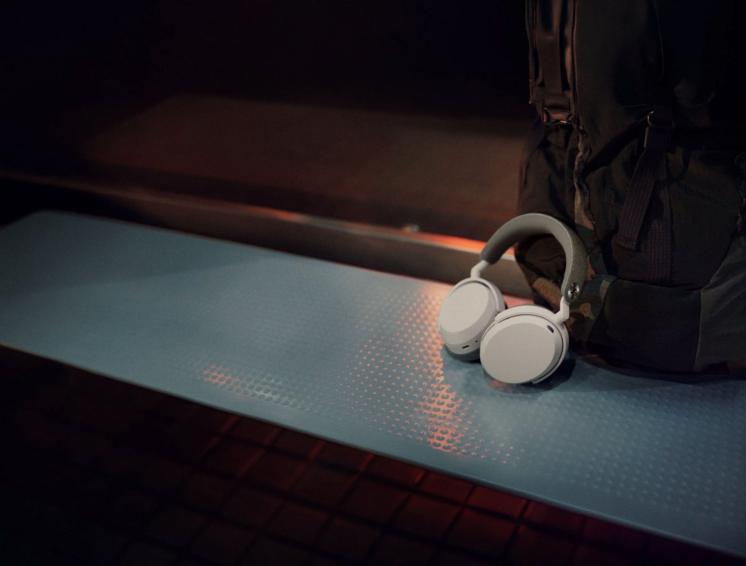 SENNHEISER Momentum 5 White — Headphones