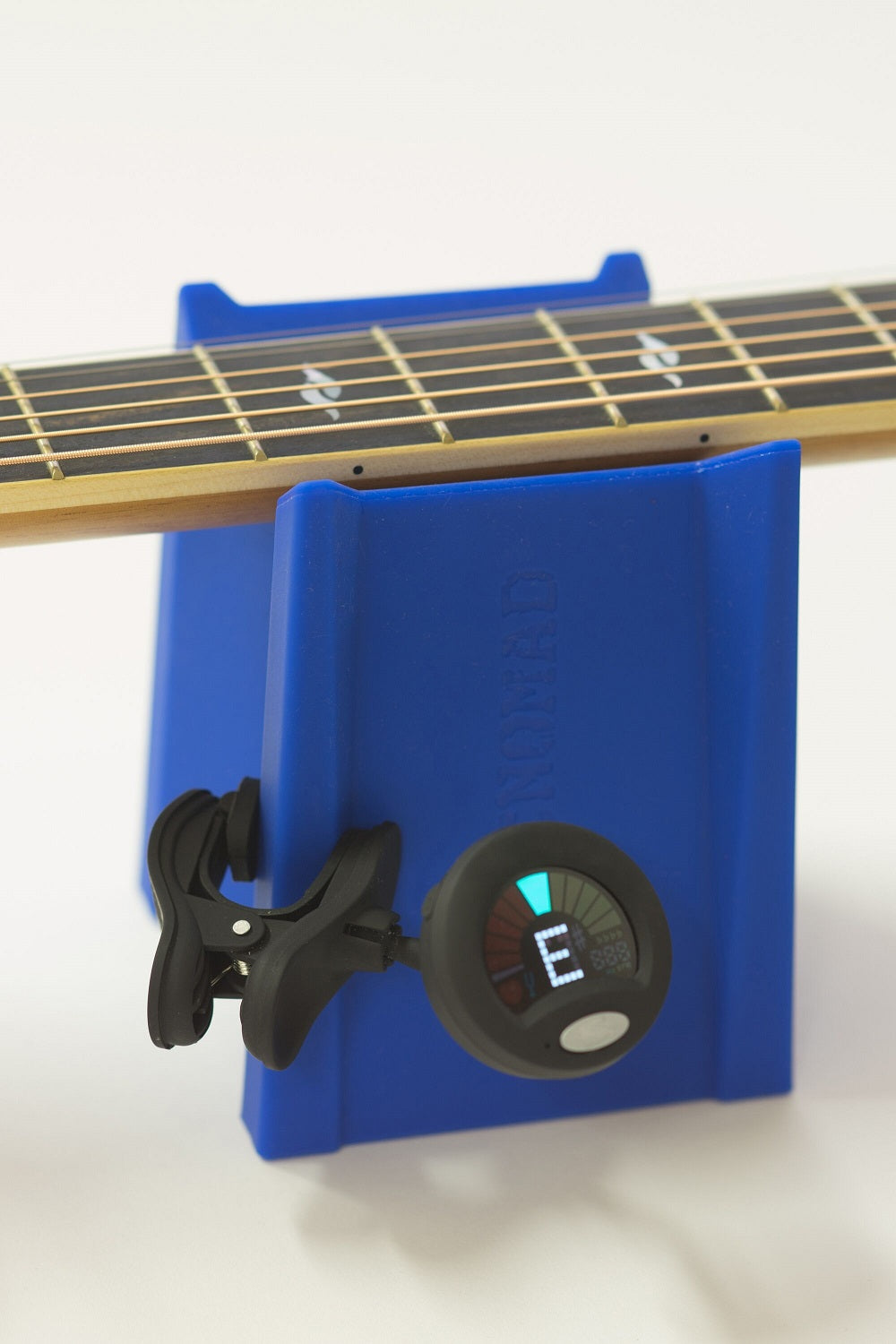 Music Nomad MN206 Cradle Cube – String Instrument Neck Support